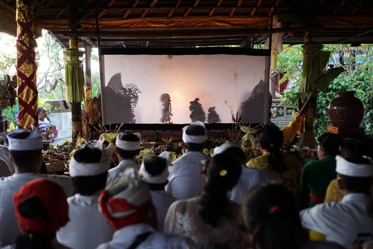 Pasraman Upakara Beng Kembali Melaksanakan Upacara