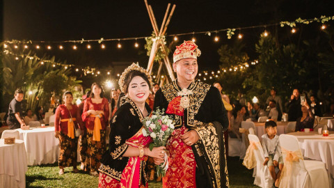 Garden Venue Wedding